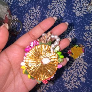 Earring And Manglitka Set For Haldi Function