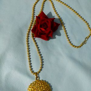 Golden Chain And Pendant