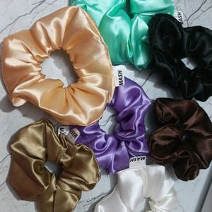 Satin Scrunchies Set Of 7 (Buy 6 Get 1 Free 🥳)