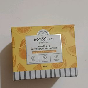 Dot And Key Vitamin C+E Super Bright Moisturizer