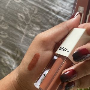 Blur Nude Liquid Lipstick