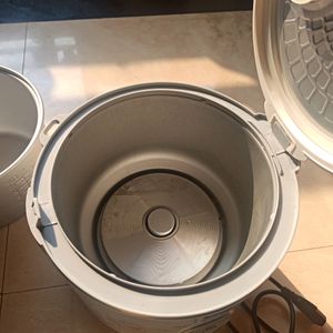 Brand new Kent Delight Rice Cooker