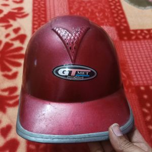 Helmet  Red Clour