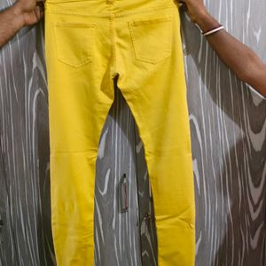 Trendy Yellow Jeans