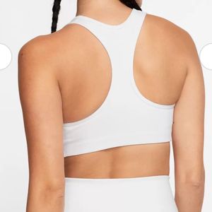 Nike Swoosh Medium support Sports Bra