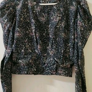 Black Colour Puffy Sleeve Crop Top For Girls