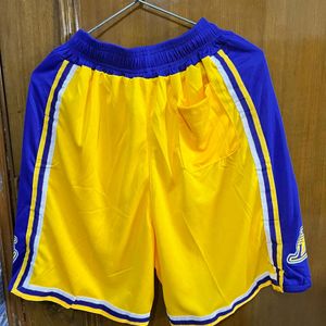 NIKE LAKERS YELLOW BASKETBALL SHORTS SIZE -32