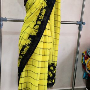 Yellow 💛 Saree