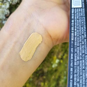 Elf Camo Concealer /Light Beige