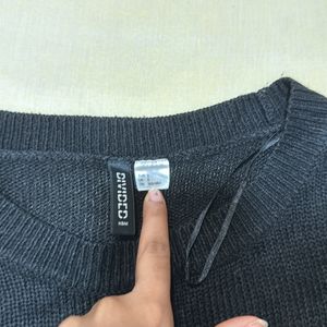 H&M Black Sweatshirt