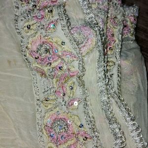 Dupatta Pickup 1