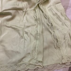 H&M Satin Skirt Size-S