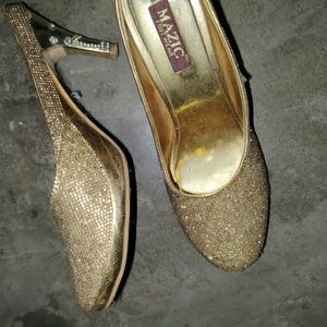 Golden Used Heels