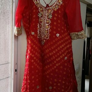 Red Bandhani Top And Dupatta