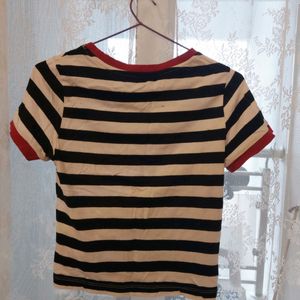 NUON BY WESTSIDE CROP TOP WHITE AND BLACK STRIPED