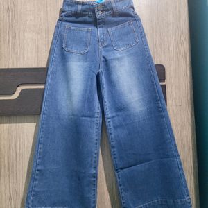 Front Pocket Women Jeans