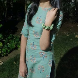 Green Kurti