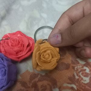 Cute 3 Rose Keychain