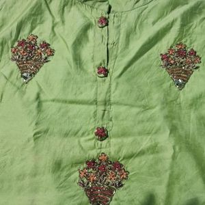 Kurti But Defect Show