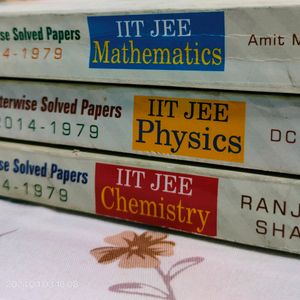 36 Years' IIT JEE Chapterwise Solved Papers Combo