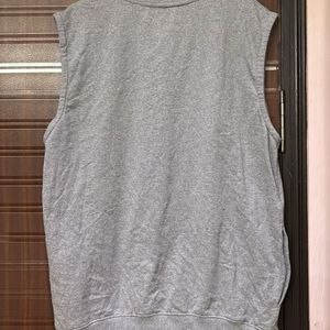 Men Vest (sleeveless)