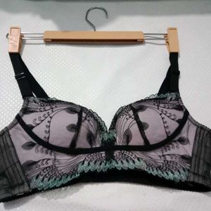 Bra 34A Size