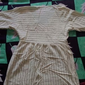 Ladies Short Kurti Tops