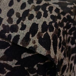 LEOPARD PRINTED FULL SLEEVE TOP