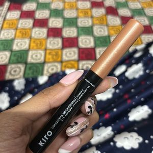 Kiro eyeshadow stick