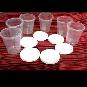 6 Nos Plastic Glasses With Lid