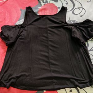 FOREVER 21 Dark Black Cold Shoulder Top. U Neck.