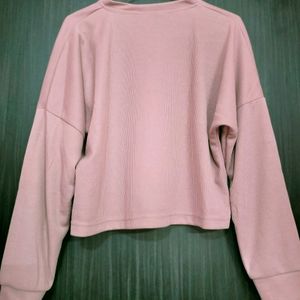 Full Sleeve Cropped Woolen Top