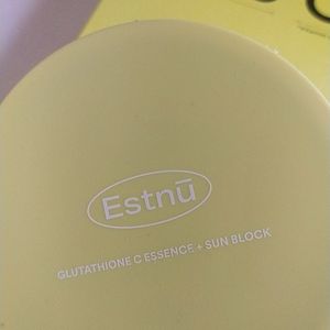 Korean Sun Protection Cushion Essence Glow Tone Up