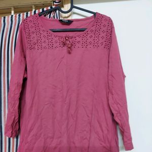 Women's Top