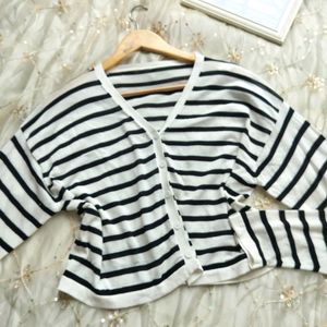 Strip Crop Thin Sweater