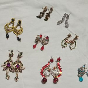 8 Pairs Of Earings