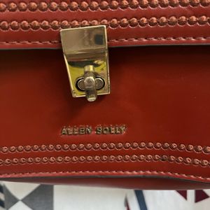 Allen Silly Sling Bag