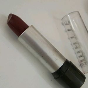 ADS MATTEE Amplified Creme Lipstick 💄