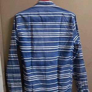 Mens Blue N White Stripped Shirt.