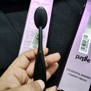 Purplle Delightful Damsel Compact Brush