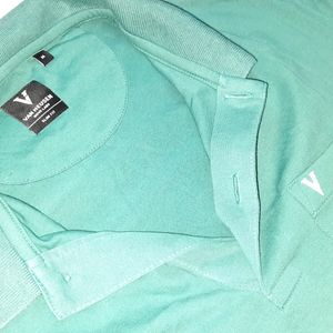 ☆Van Heusen Green T Shirt☆