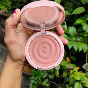 MYGLAMM rose Highligher