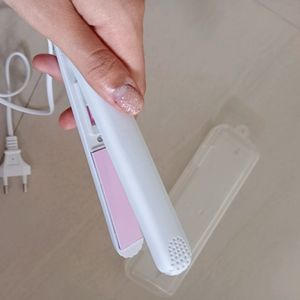 Mini Hair Straightener