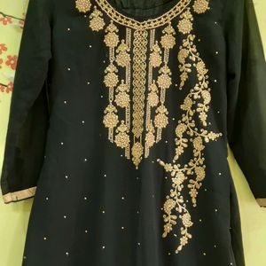 Embroidered Kurta🖤