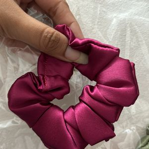 Pack Of 6 Satin Scrunchies 🩷