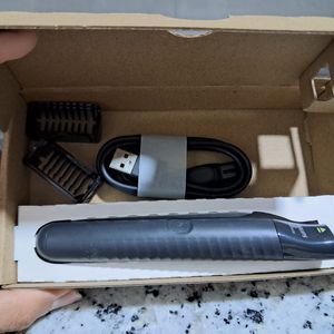 PHILIPS OneBlade QP1424/10 Trimmer 30 minRuntime 3