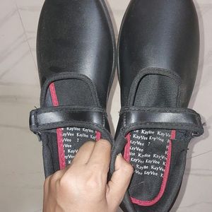 KayVee Black School Shoes, Size 7