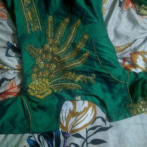 💓Green💚 Ethnic Gown 💕😍