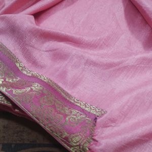 Beautiful Pink Saree With Border And Blouse Piece