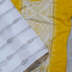 Kurti Set